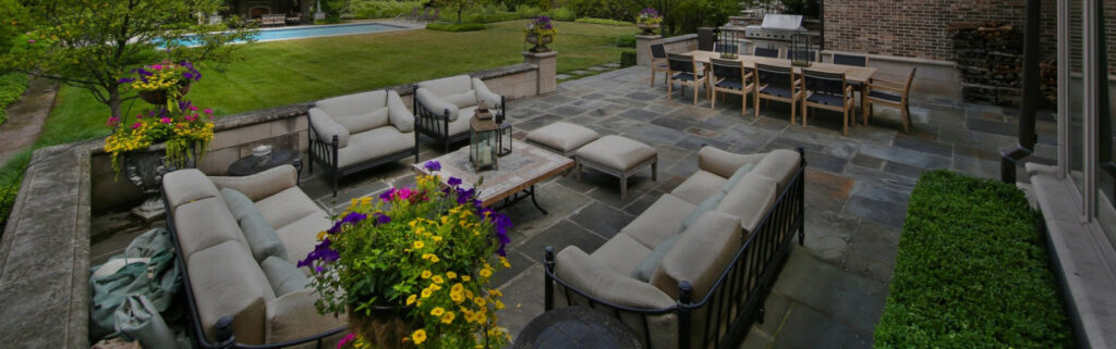 Professional Landscaping Services in Oswego, Aurora, Naperville, Plainfield, and Plano, Illinois
