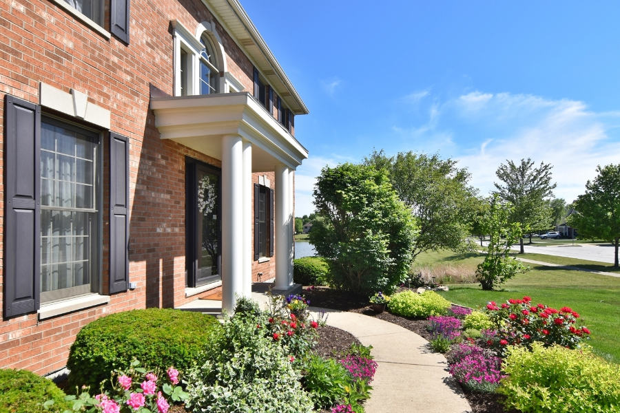 Front landscape area in Oswego, IL